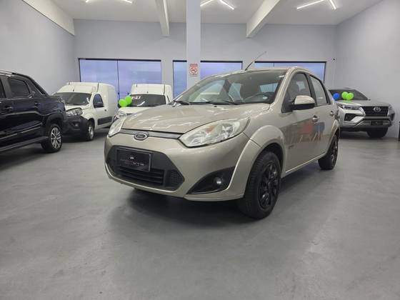 FORD FIESTA 1.6 MPI SEDAN 8V FLEX 4P MANUAL